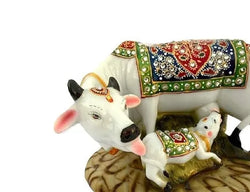 Resin Vastu Kamdhenu Cow With Calf Decorative Idol - View 4